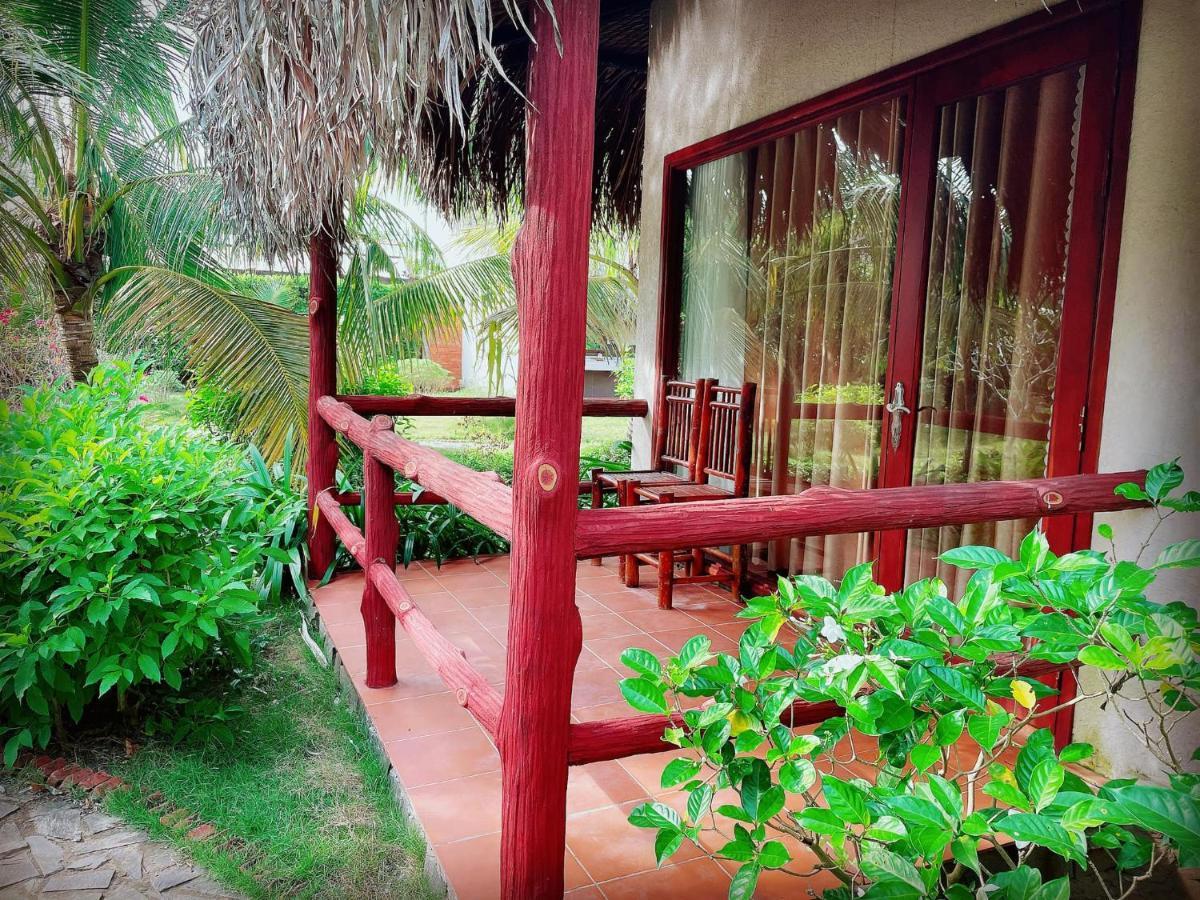 Riverside Park Eco Resort Vĩnh Long Buitenkant foto